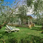 Casa Toni Feriehus Funtana