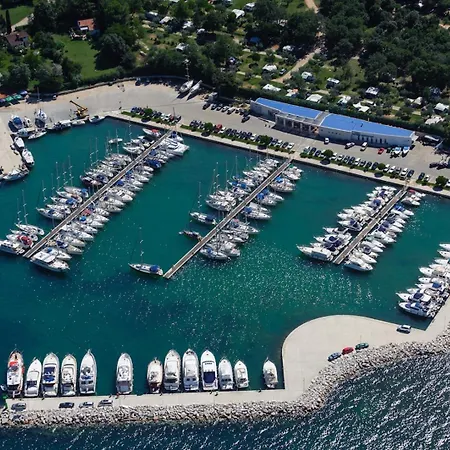 Casa Toni Nyaraló *